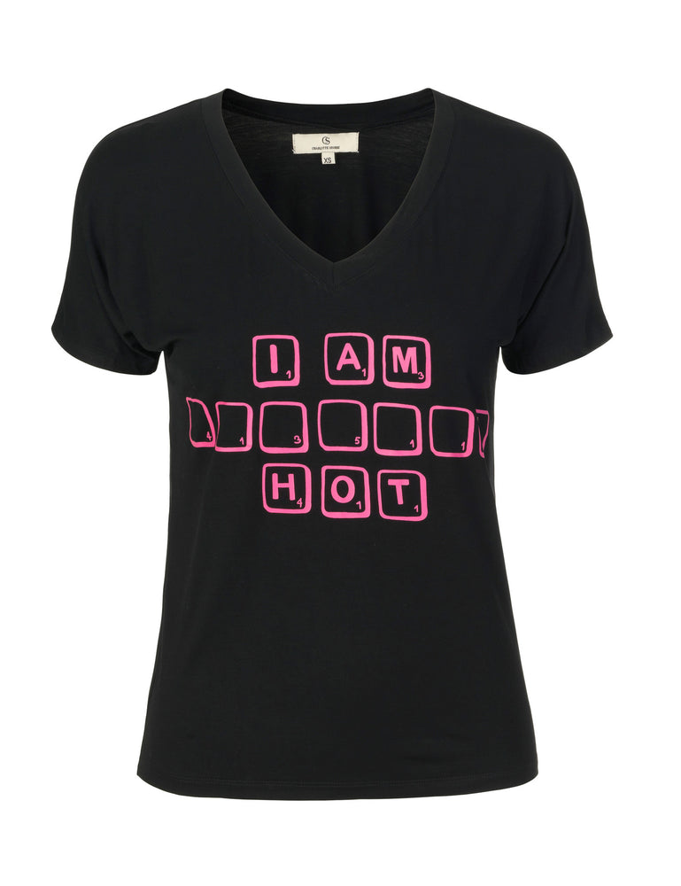 
                
                    Load image into Gallery viewer, 1260 Chic T-shirt I am hot Black
                
            