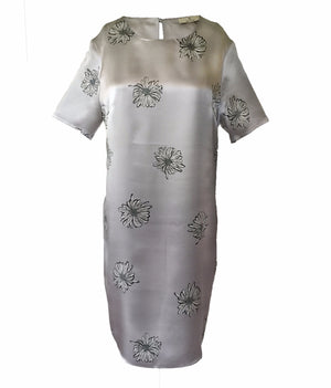 
                
                    Load image into Gallery viewer, 1314 Tee superdress Daisy Grey
                
            