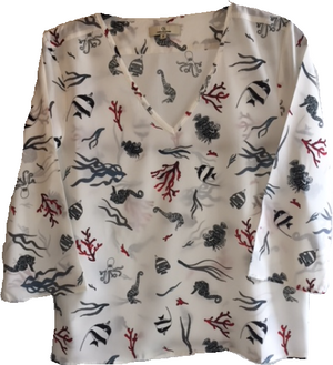 
                
                    Load image into Gallery viewer, 1919 V-neck blouse Sea life White
                
            